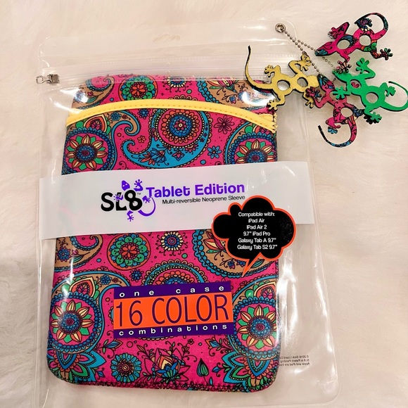 SL8 Paisley Multi-Reversible Neoprene Tablet Sleeve - Picture 1 of 3